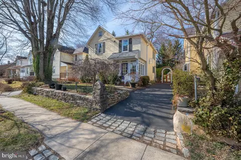 255 Willow Ave, Wayne, PA 19087