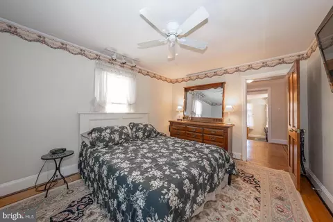 Bedroom - 255 Willow Ave, Wayne, PA 19087 photo 2 of 4