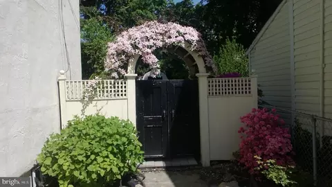Exterior - 255 Willow Ave, Wayne, PA 19087 photo 11 of 11