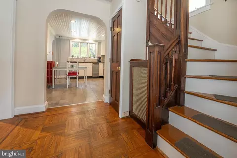 Entry Way - 255 Willow Ave, Wayne, PA 19087 photo 2 of 9