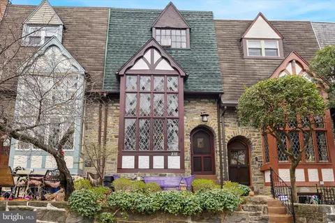 235 Richfield Rd, Darby, PA 19082