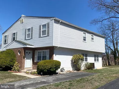 1023 Meeth St, Collingdale, PA 19023