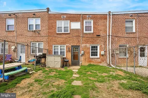 Exterior - 135 Fronefield Ave, Marcus Hook, PA 19061 photo 1 of 1