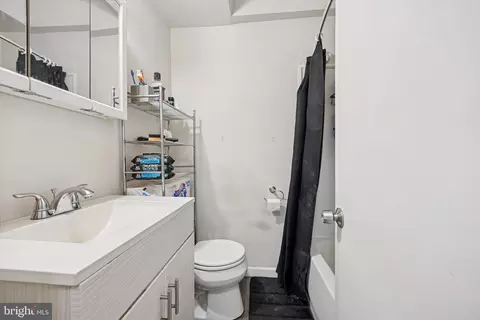 Bath - 135 Fronefield Ave, Marcus Hook, PA 19061 photo 1 of 1