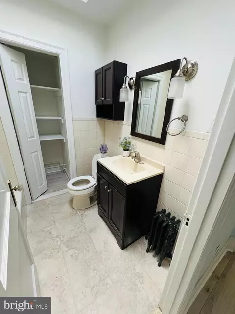 Bath - 138 N Cedar Ln, Darby, PA 19082 photo 1 of 5