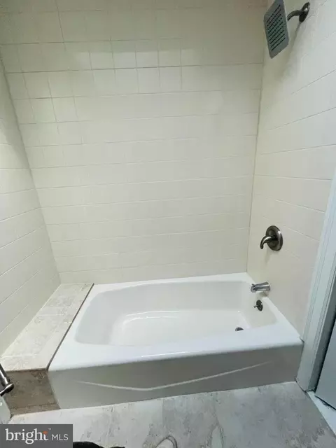 Bath - 138 N Cedar Ln, Darby, PA 19082 photo 3 of 5