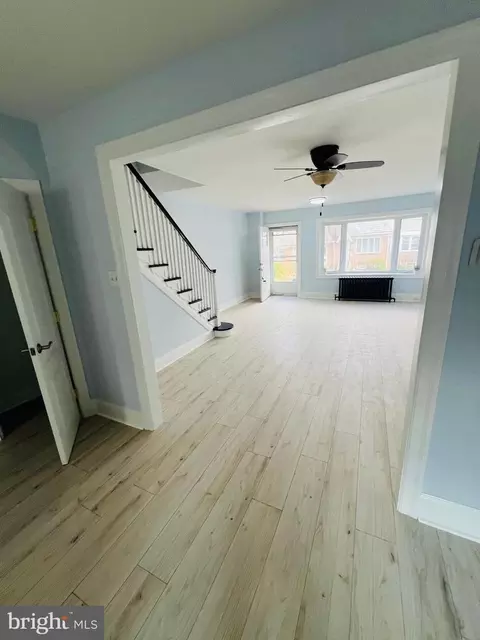 Entry Way - 138 N Cedar Ln, Darby, PA 19082 photo 5 of 9