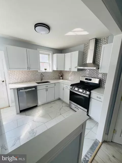Kitchen - 138 N Cedar Ln, Darby, PA 19082 photo 2 of 10