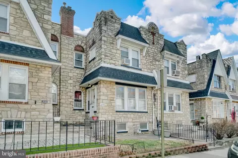 240 Bayard Rd, Darby, PA 19082