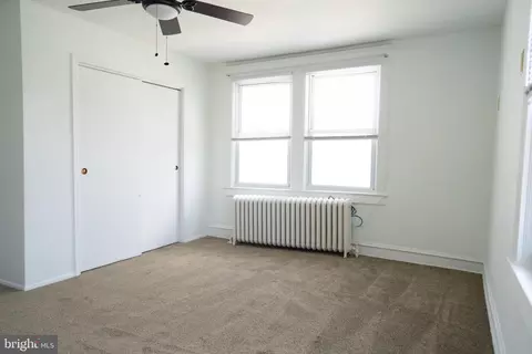 8 Oakley Rd, Darby, PA 19082 photo 11