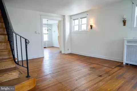 8 Oakley Rd, Darby, PA 19082 photo 6