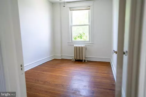 8 Oakley Rd, Darby, PA 19082 photo 18