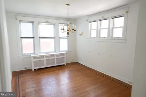 8 Oakley Rd, Darby, PA 19082 photo 7
