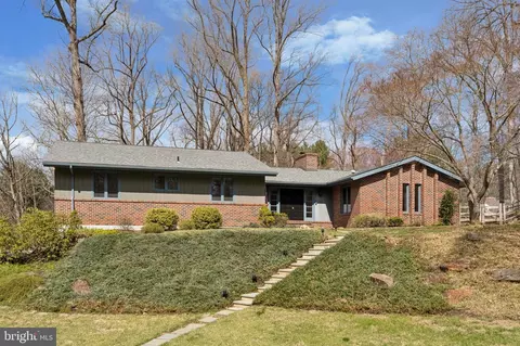 13 Hunters Ln, Chadds Ford, PA 19317