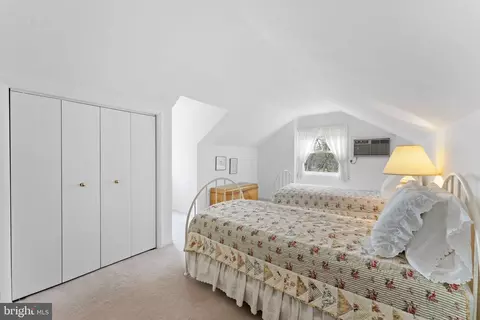Bedroom - 444 Louella Ave, Wayne, PA 19087 photo 4 of 5