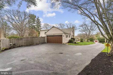 Exterior - 444 Louella Ave, Wayne, PA 19087 photo 6 of 6