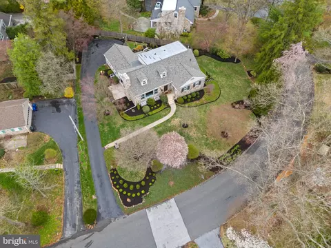 View/Area - 444 Louella Ave, Wayne, PA 19087 photo 1 of 6