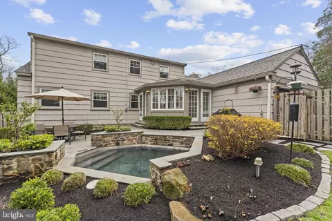 Exterior - 444 Louella Ave, Wayne, PA 19087 photo 5 of 6