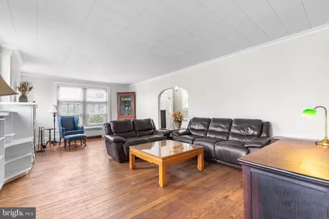 Living - 141 E Third St, Media, PA 19063 photo 3 of 4