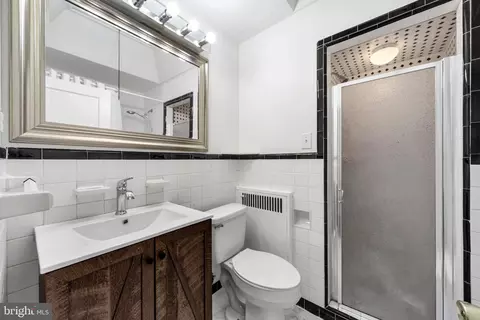 227 Glendale Rd, Darby, PA 19082 photo 14