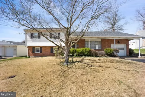 2210 Ferncroft Ave, Boothwyn, PA 19061