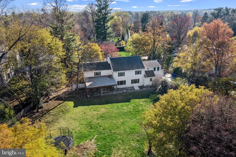 View/Area - 107 Ashwood Rd, Villanova, PA 19085 photo 2 of 3