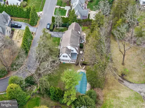 View/Area - 3 Canterbury Ln, Wayne, PA 19087 photo 6 of 6