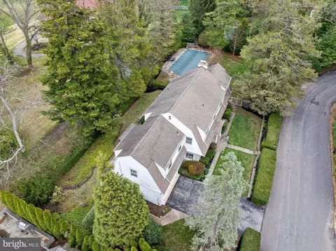 View/Area - 3 Canterbury Ln, Wayne, PA 19087 photo 2 of 6