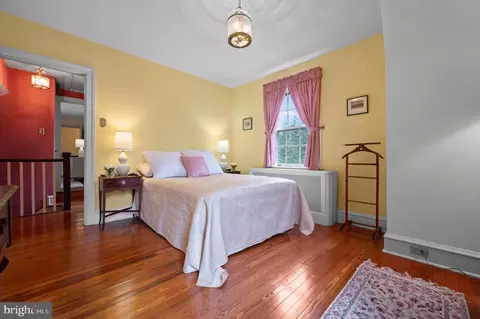 Bedroom - 3 Canterbury Ln, Wayne, PA 19087 photo 9 of 11