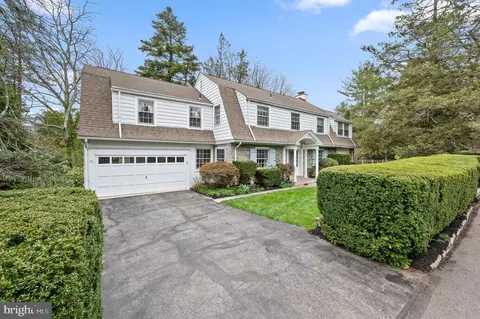 Exterior - 3 Canterbury Ln, Wayne, PA 19087 photo 3 of 10