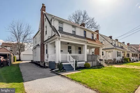 2811 Oakford Rd, Ardmore, PA 19003