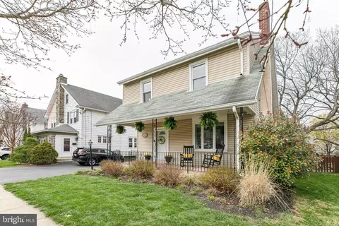 320 Kathmere Rd, Havertown, PA 19083