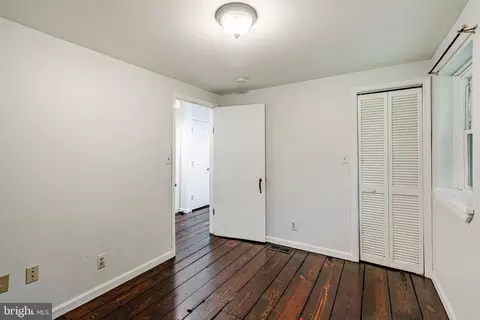 Bedroom - 11 E Thomson Ave, Springfield, PA 19064 photo 6 of 6