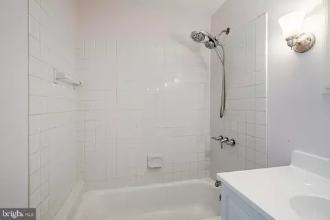 Bath - 11 E Thomson Ave, Springfield, PA 19064 photo 3 of 3