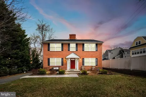 21 W 7th St, Media, PA 19063