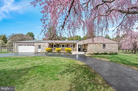 759 Shavertown Rd, Garnet Valley, PA 19060
