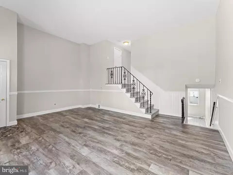 Living - 111 Ervin Ave, Marcus Hook, PA 19061 photo 2 of 3