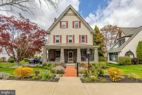 32 Llandillo Rd, Havertown, PA 19083