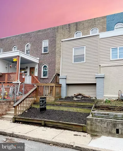 7024 Clinton Rd, Darby, PA 19082