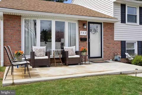 Exterior - 732 Rhoads Dr, Springfield, PA 19064 photo 2 of 6