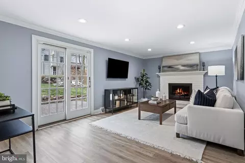 Living - 66 Oakford Rd, Wayne, PA 19087 photo 1 of 2