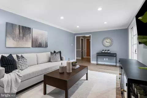 Living - 66 Oakford Rd, Wayne, PA 19087 photo 2 of 2