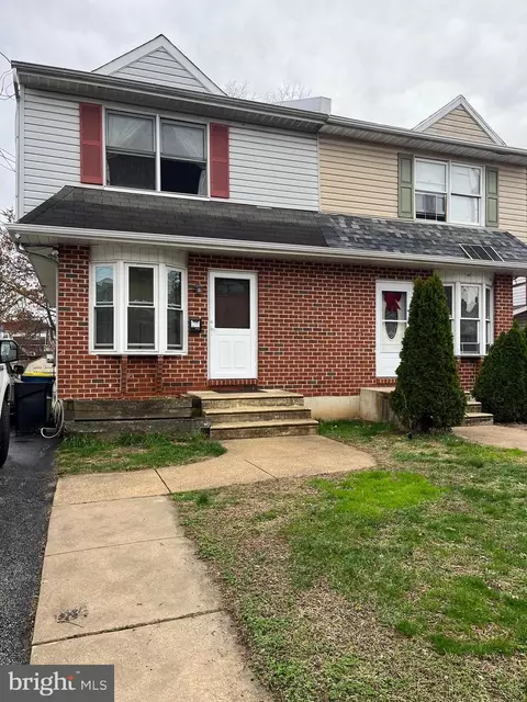 64 N Sycamore Ave, Clifton Heights, PA 19018