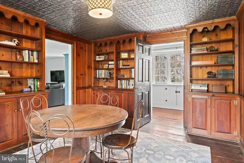 Dining - 1 E Brookhaven Rd, Wallingford, PA 19086 photo 3 of 4