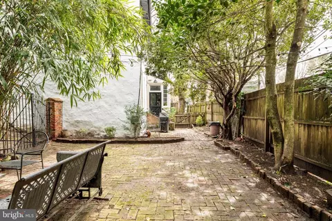 Exterior - 1 E Brookhaven Rd, Wallingford, PA 19086 photo 7 of 14