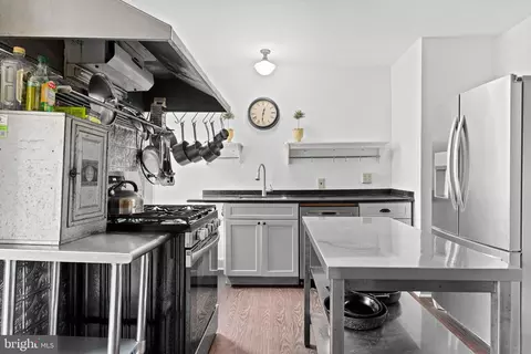 Kitchen - 1 E Brookhaven Rd, Wallingford, PA 19086 photo 1 of 4