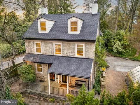 Exterior - 1 E Brookhaven Rd, Wallingford, PA 19086 photo 11 of 14