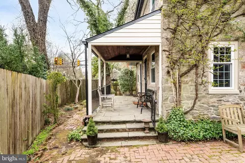 Exterior - 1 E Brookhaven Rd, Wallingford, PA 19086 photo 4 of 14
