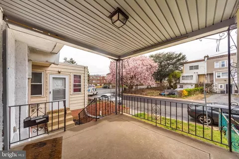 6907 Guilford Rd, Darby, PA 19082