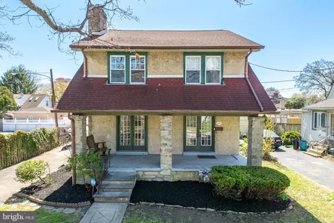 4012 School Ln, Drexel Hill, PA 19026